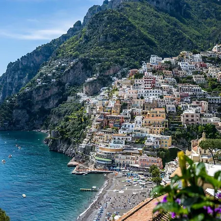 Holiday home In The Heart Of *